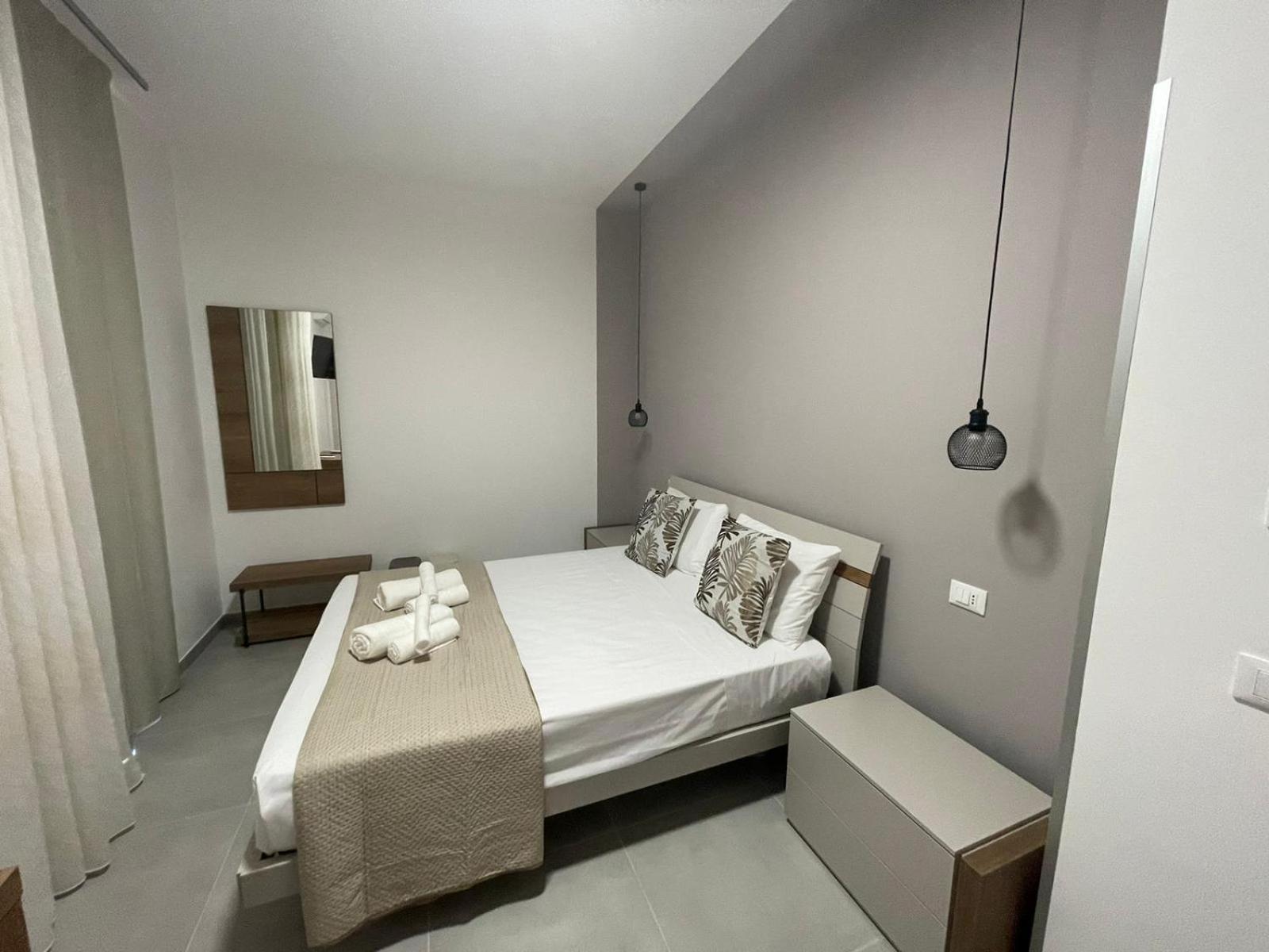 Bed And Breakfast Da Francesca Castelluzzo Exterior foto